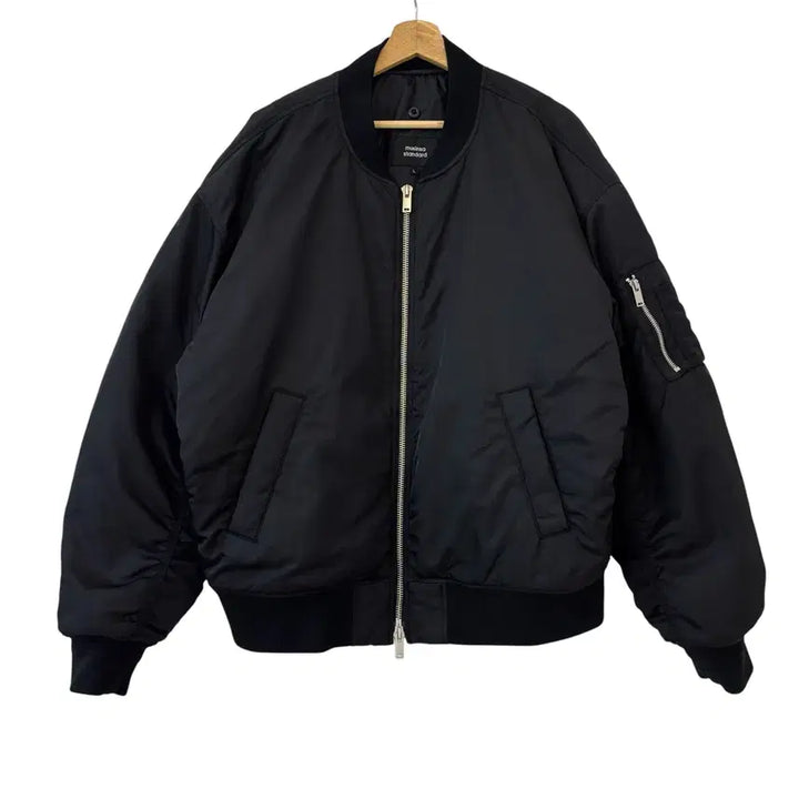 [SOLD OUT] 무탠다드 오버사이즈 디테처블 ma1 블랙 L 정품
