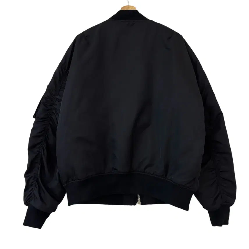 [SOLD OUT] 무탠다드 오버사이즈 디테처블 ma1 블랙 L 정품