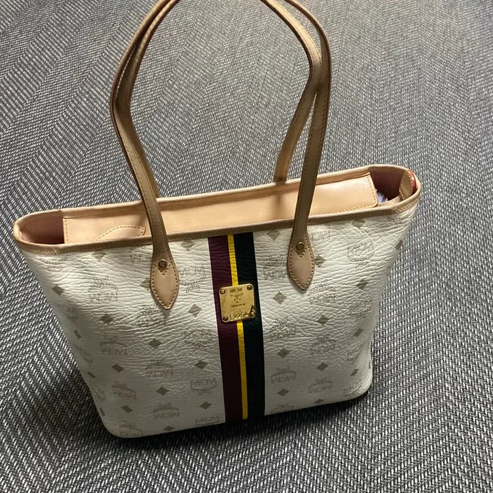 [SOLD OUT] MCM가방 숄더백