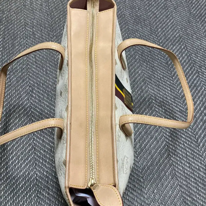 [SOLD OUT] MCM가방 숄더백