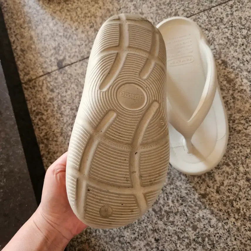 [SOLD OUT] 토앤토 Taw&amp;Toe 제로비티 그레이 쪼리 S 240