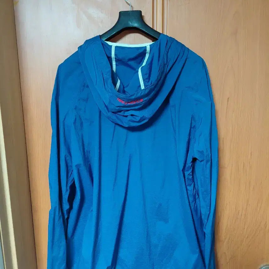 [BUNJANG] New Balance Windbreaker Hooded Zip-up Jacket / 뉴발란스 바람막이 후드집업 블루