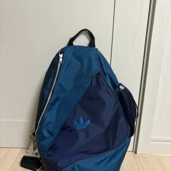 [BUNJANG] Adidas El Segundo Collegiate Sling Backpack / 아디다스 엘 세군도 슬링백 컬리지에이트 백팩