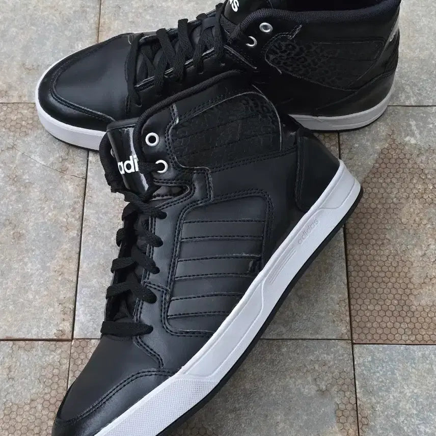 [BUNJANG] Adidas Neo Rolly Mid Black Sneakers / (265)아디다스 네오 롤리 미드 블랙 스니커즈