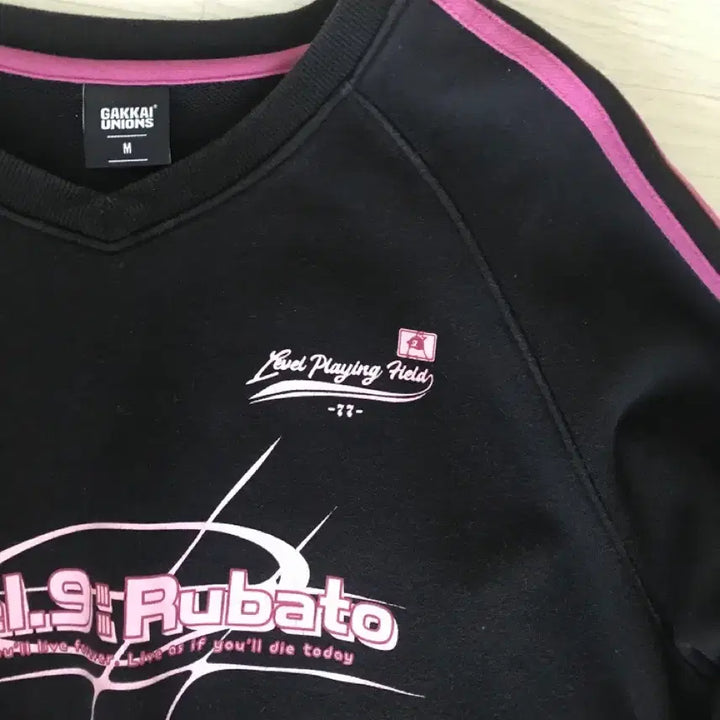 [BUNJANG] Kakkai Unions Rubato V-Neck Sweatshirt Black M / 가까이 유니언즈) 루바토 브이넥 맨투맨 블랙 M
