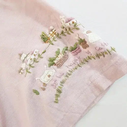 [BUNJANG] Petit Coudre Embroidered Round Shirt / petit Coudre 손자수 라운드 셔츠