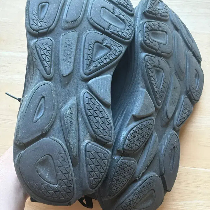 [BUNJANG] Hoka One One Bondi 8 Sneakers / 호카 오네오네 본디8