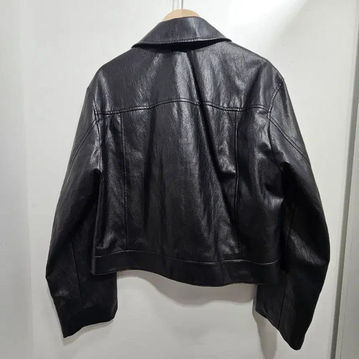 [BUNJANG] Black Eco-Leather Crop Jacket / 블랙 에코레더 크롭 자켓
