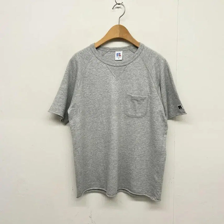 [BUNJANG] Russell Athletic Gray Pocket T-Shirt / 러셀 애슬레틱 그레이 반팔 티셔츠 포켓
