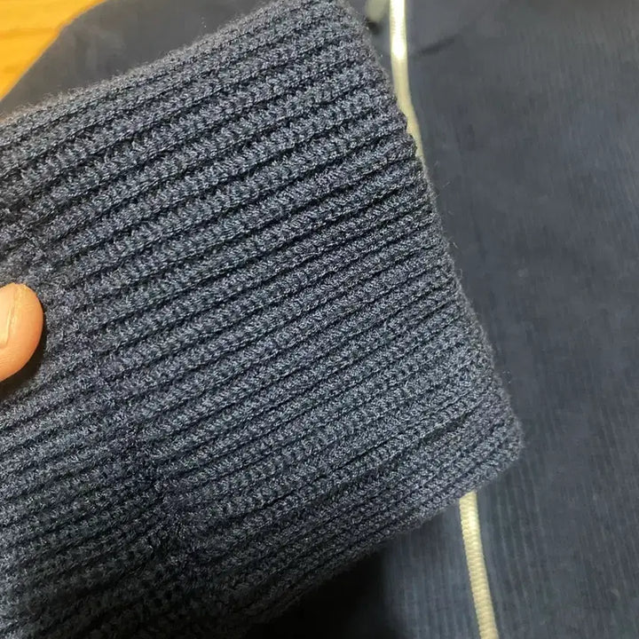[BUNJANG] Maison Margiela Navy Knit Cardigan / 마르지엘라 네이비 니트 집업