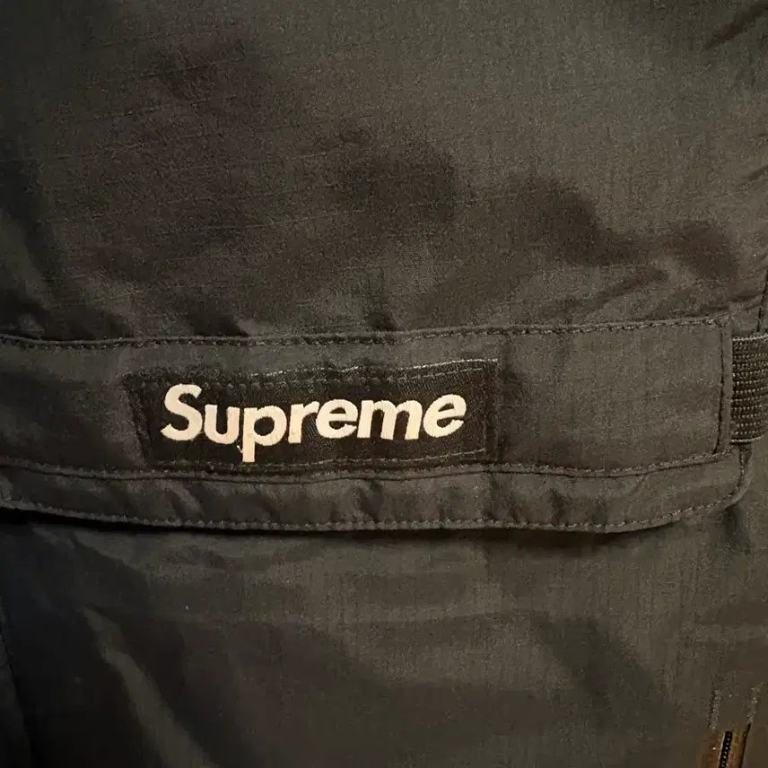 [BUNJANG] Supreme Gore-Tex Taped Seam Shell Jacket Black L / 슈프림 고어텍스 테이프드 심 쉘 자켓 블랙 L