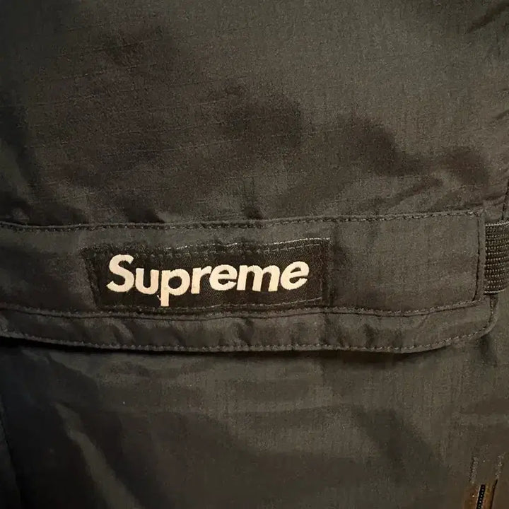[BUNJANG] Supreme Gore-Tex Taped Seam Shell Jacket Black L / 슈프림 고어텍스 테이프드 심 쉘 자켓 블랙 L