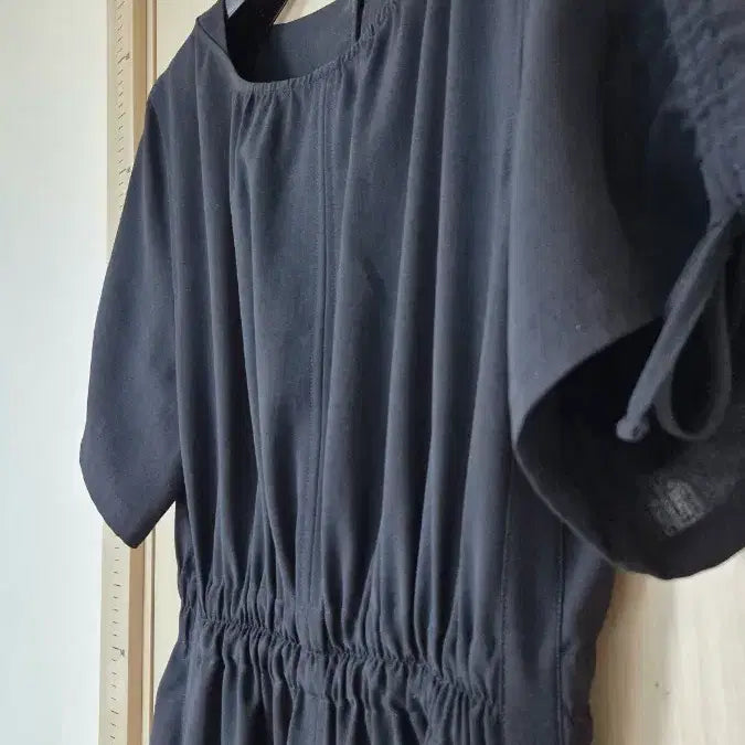 [SOLD OUT] 발렌시아 블랙 셔링 반팔 롱 원피스