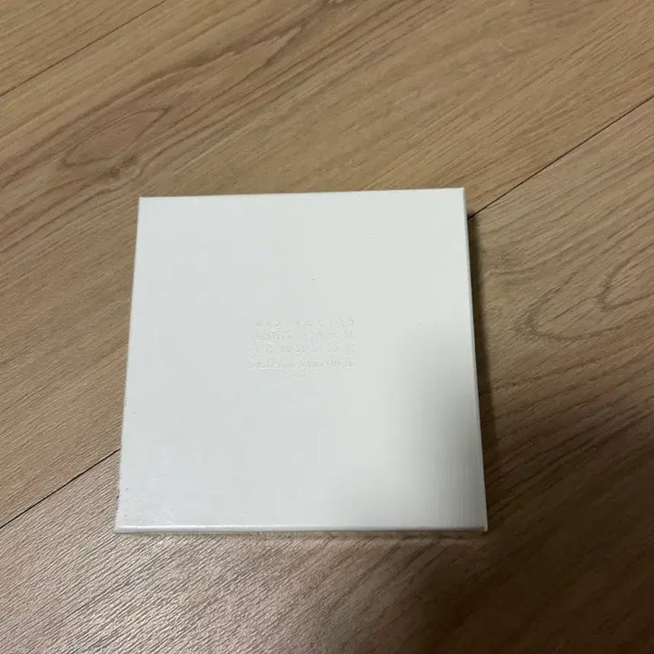 [SOLD OUT] 마르지엘라 키링 지갑 판매합니다.