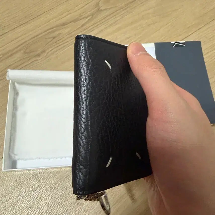 [SOLD OUT] 마르지엘라 키링 지갑 판매합니다.