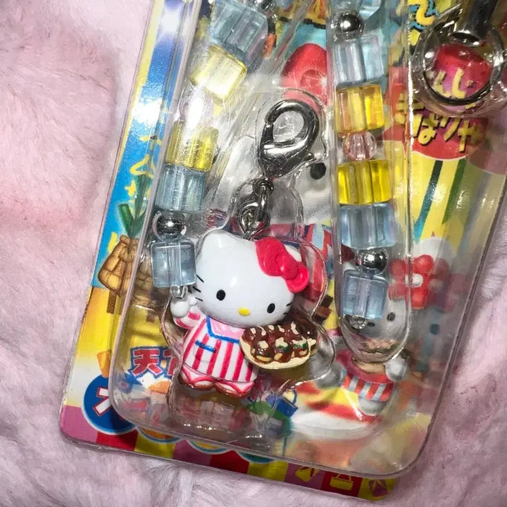 [BUNJANG] Sanrio Hello Kitty Takoyaki Biz Charm Keychain (Osaka Limited) / 오사카 한정 타코야키 키티스트랩 비즈형 산리오 키티 키링
