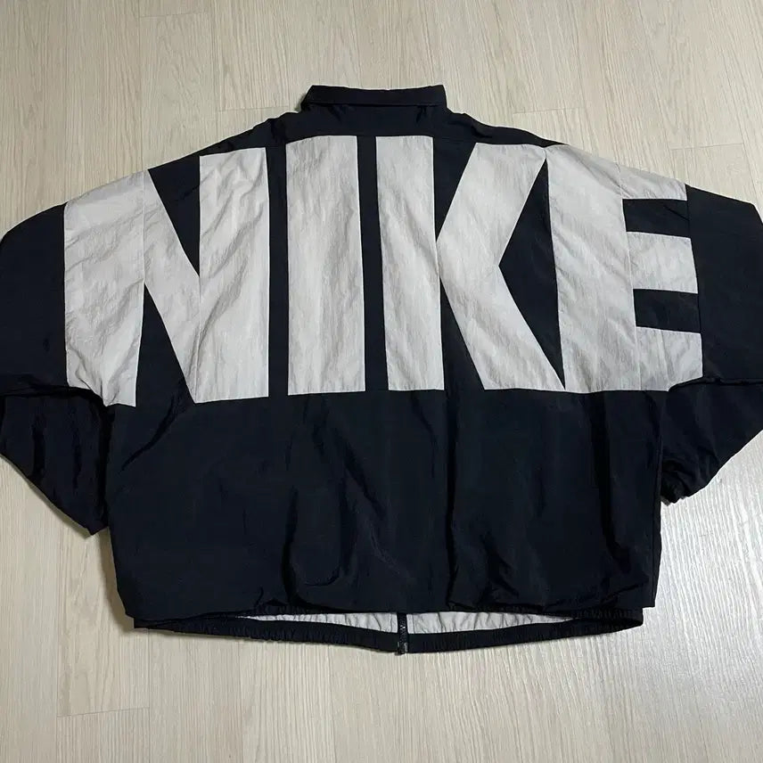 [SOLD OUT] 나이키 빅로고 바람막이 스타팅 파이브 자켓 점퍼