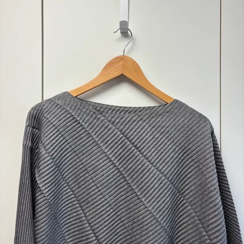 [BUNJANG] Issey Miyake Gray Asymmetrical Long Dress / 이세이미야케 그레이 언발 롱 원피스