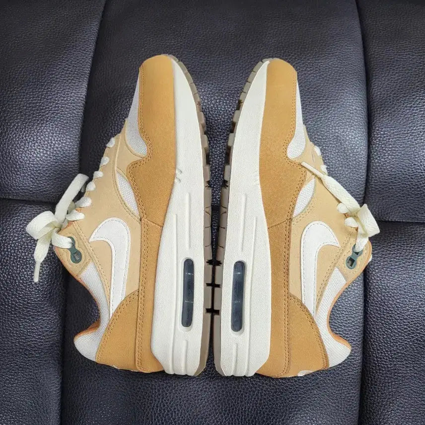 [BUNJANG] Nike Air Max Brown/Mustard Sneakers / 나이키 에어맥스