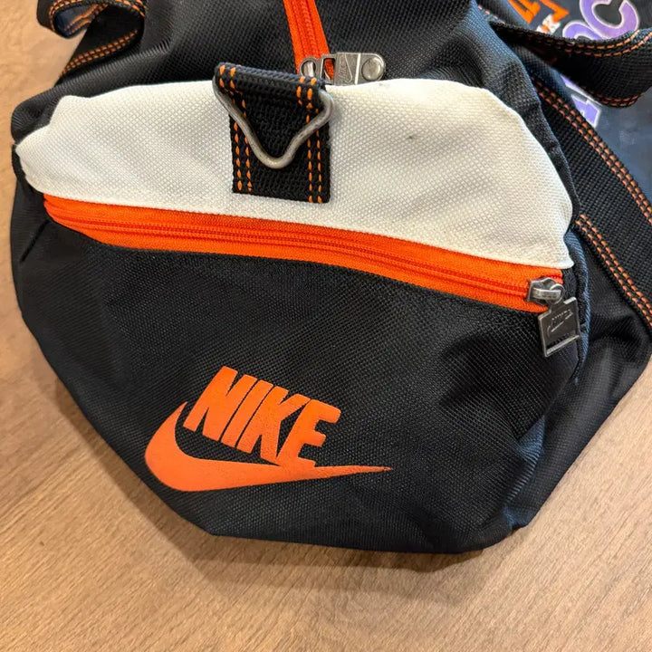 [SOLD OUT] 90s Nike 나이키 x 찰스 바클리 더플백