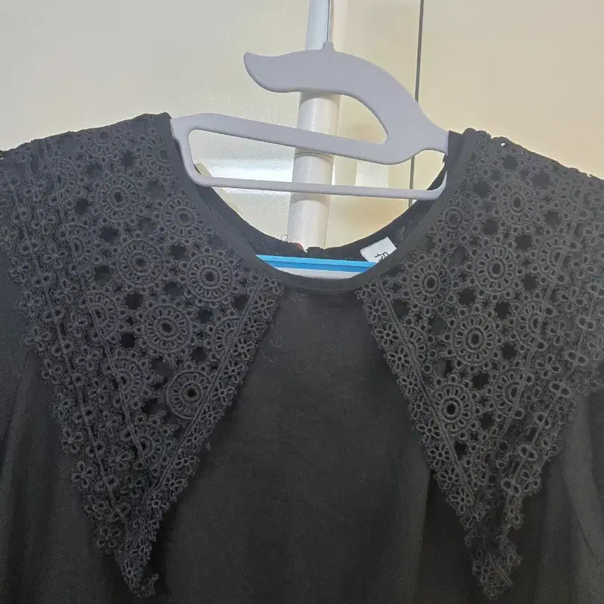 [SOLD OUT] 레이스 칼라 블랙 롱 원피스