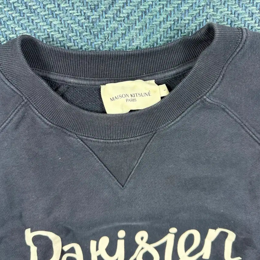 [BUNJANG] Maison Kitsune Parisien Sweatshirt (Navy, L) / [정품] 메종키츠네 파리지앵 맨투맨 (네이비 / L사이즈)