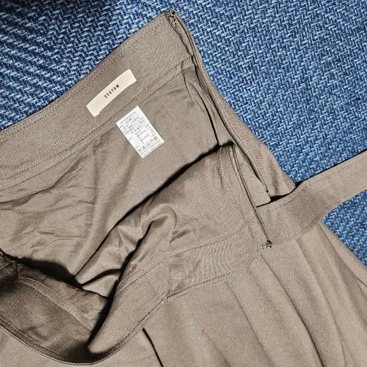 [BUNJANG] SYSTEM Hanseom Pleated Skirt with Belt / 시스템 한섬 플리츠 스커트 벨트 스타일