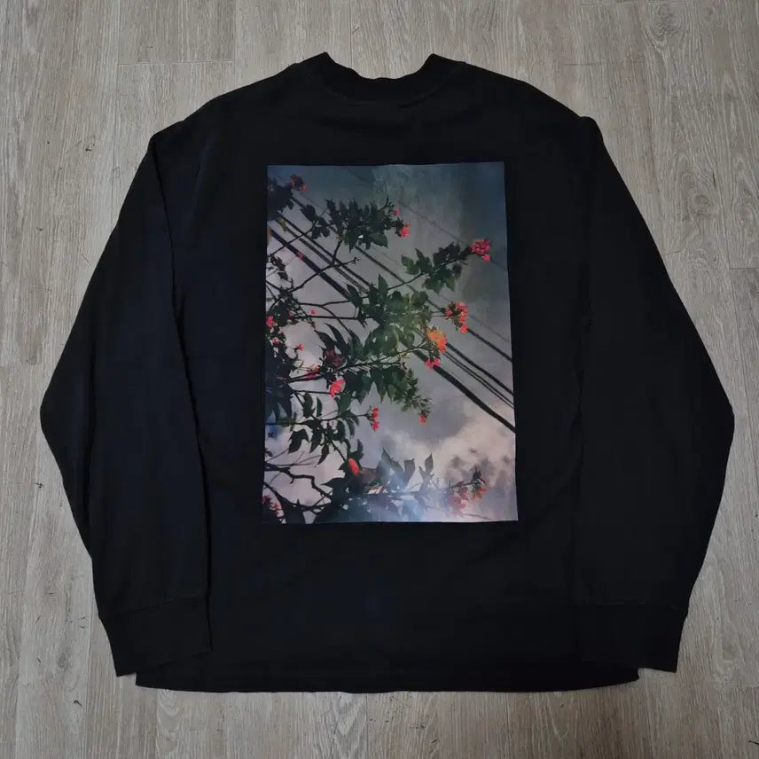 [BUNJANG] Fear of God Essentials Big Print Long Sleeve T-Shirt / 피어오브갓 에센셜 빅프린팅 롱슬리브 긴팔티셔츠 M(95)