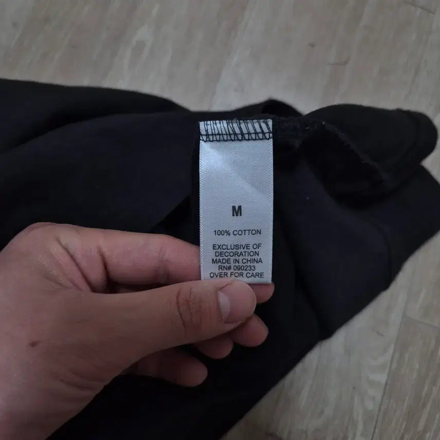 [BUNJANG] Fear of God Essentials Big Print Long Sleeve T-Shirt / 피어오브갓 에센셜 빅프린팅 롱슬리브 긴팔티셔츠 M(95)