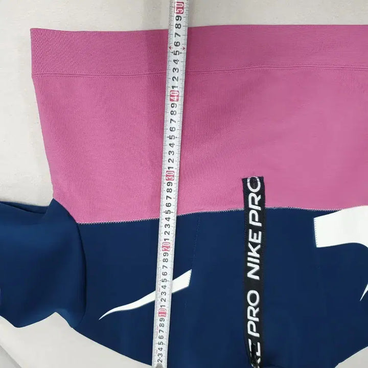 [BUNJANG] Nike Pro Icon Clash Crop Top - Pink/Navy, Size L / 나이키 프로 반집업 크롭 티셔츠 아이콘클래쉬 핑크 네이비 L