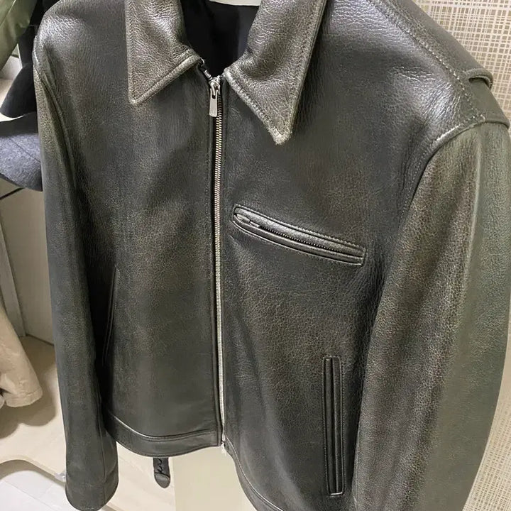 [SOLD OUT] 토니웩 25FW 레더 체스트집 자켓 L