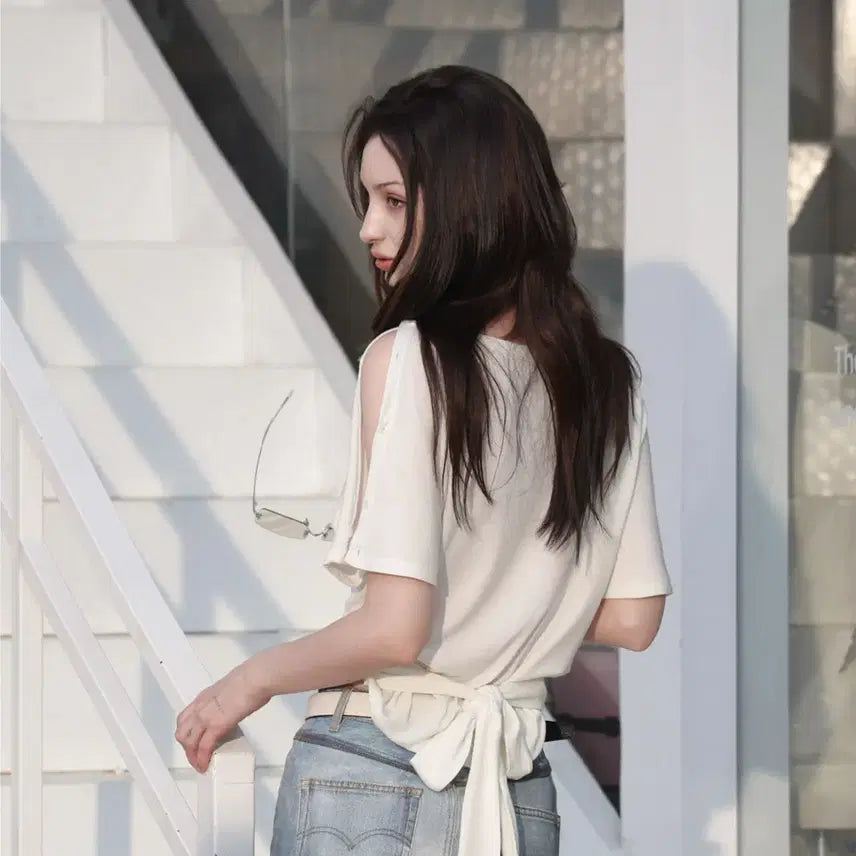 [BUNJANG] BulletNini Bat Sleeve Two-Way Ribbon White Top / BulletNini 불렛니니 배트 슬리브 투웨이 리본 화이트 탑