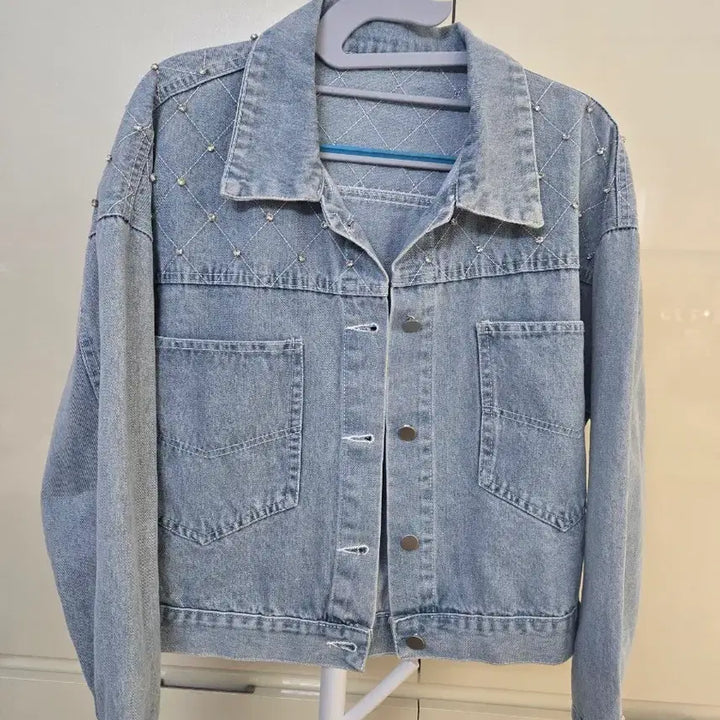 [BUNJANG] Stone Embellished Denim Jacket / 연청 스톤포인트 데님 자켓