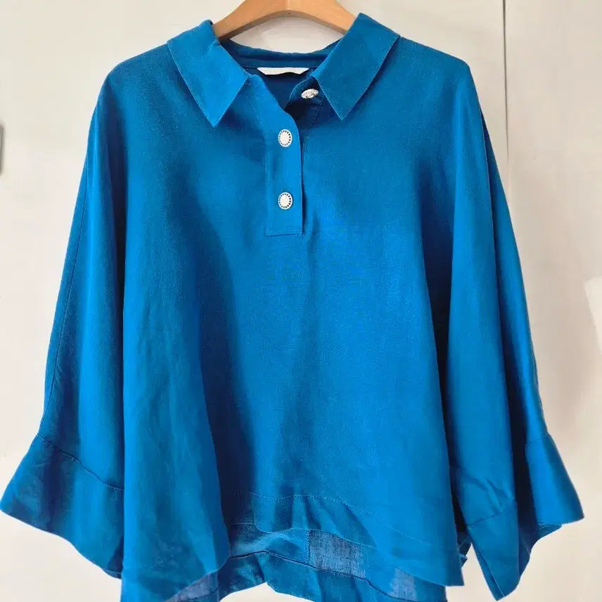 [SOLD OUT] 새제품) 발렌시아 블루 린넨 셔츠 66