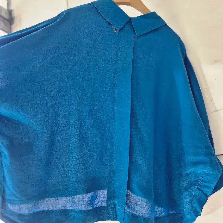[SOLD OUT] 새제품) 발렌시아 블루 린넨 셔츠 66