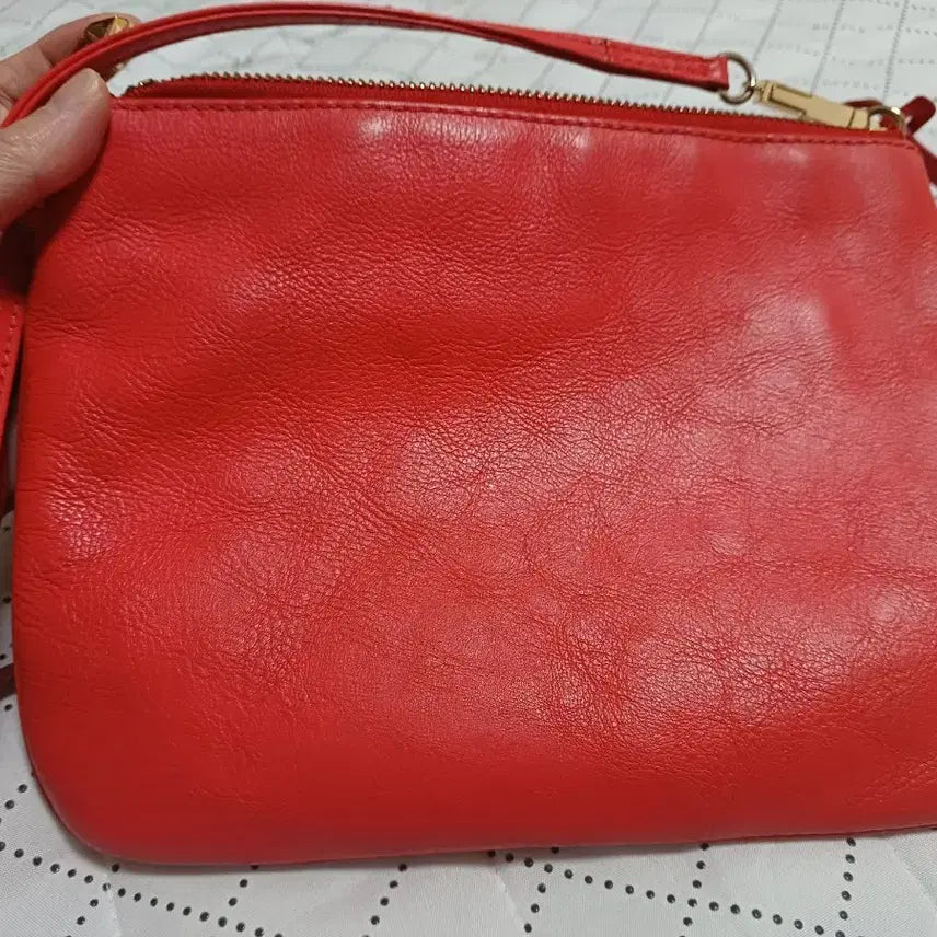 [SOLD OUT] 레베카밍코프 소가죽 금장 레드 크로스백