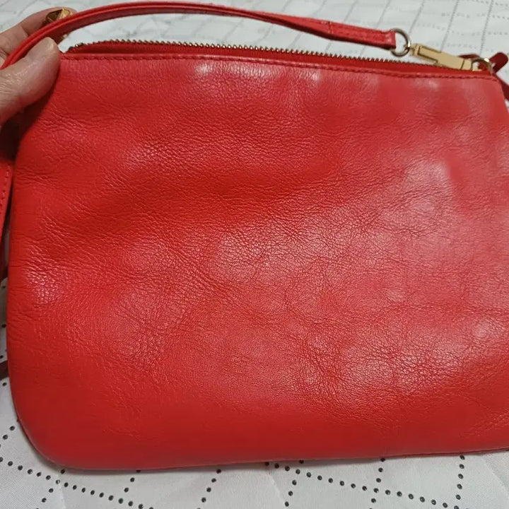 [SOLD OUT] 레베카밍코프 소가죽 금장 레드 크로스백