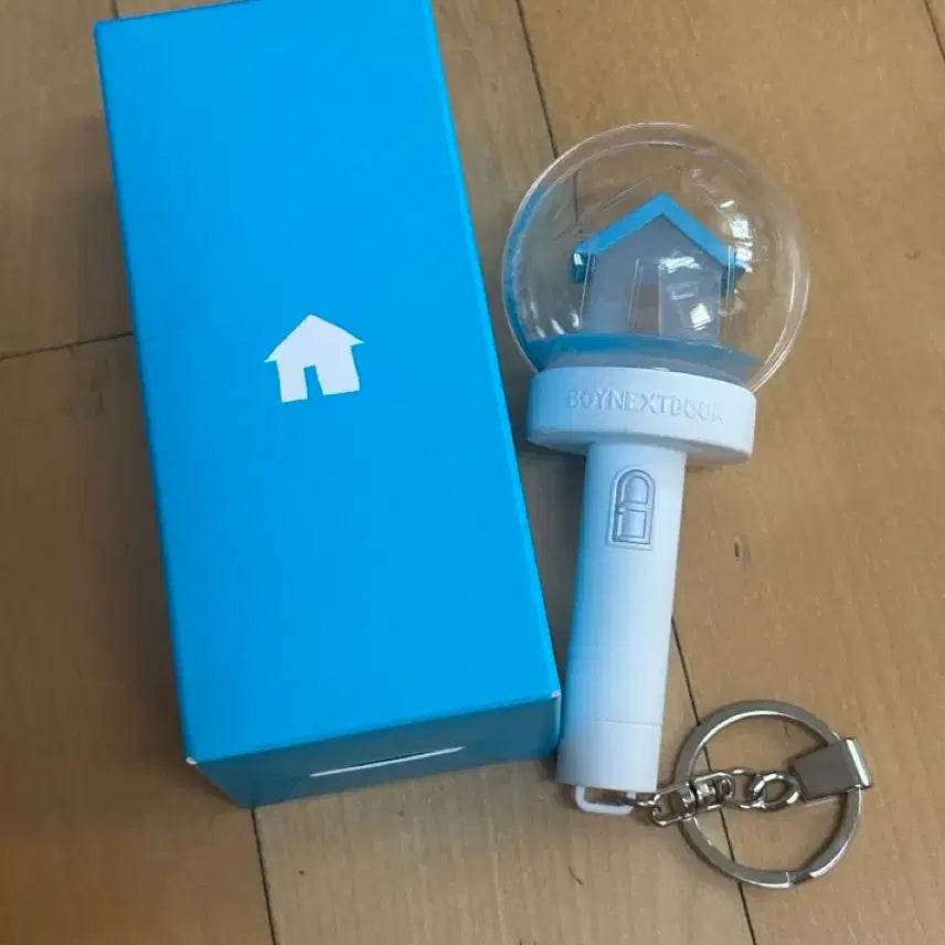 [BUNJANG] BOYNEXTDOOR Wonderstick Keyring / 원더스틱 키링 판매
