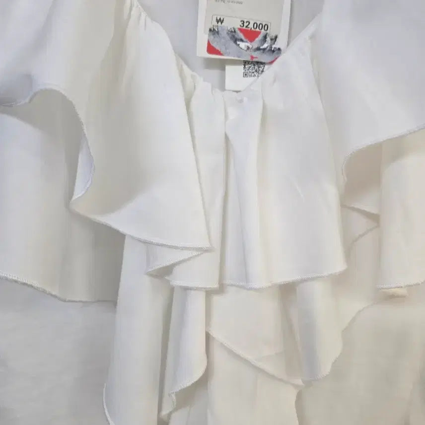 [SOLD OUT] 자라 화이트 프릴 블라우스 S 새상품