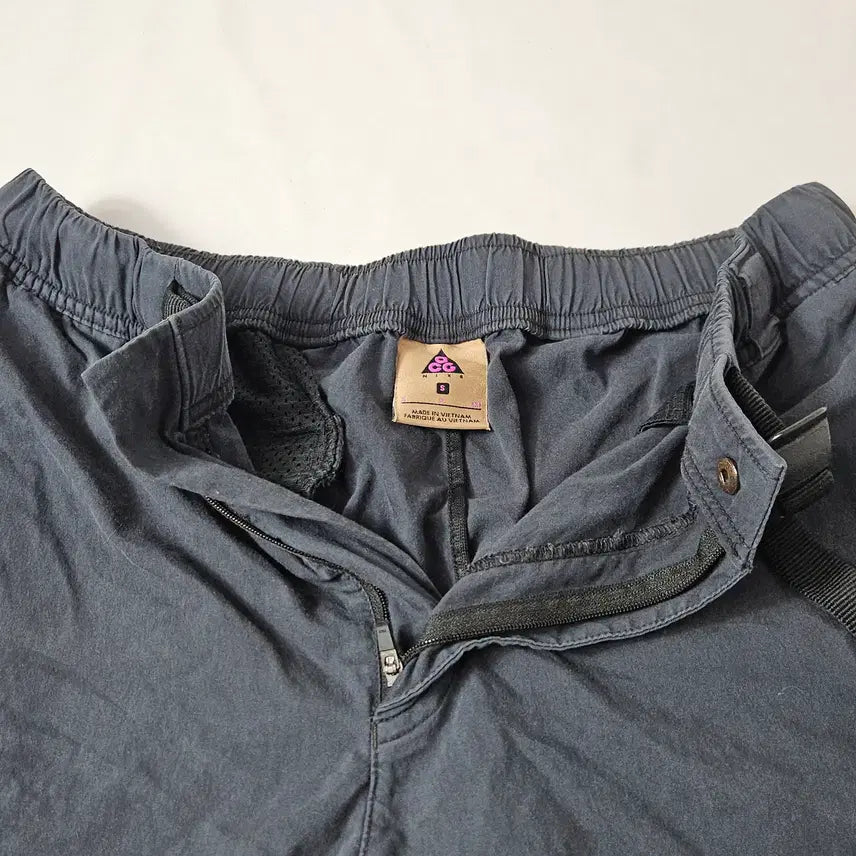 [BUNJANG] Nike ACG Convertible Belted Shorts / 나이키 ACG 벨트 숏팬츠 컨버터블 반바지 S