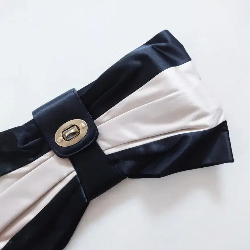 [BUNJANG] Ribbon Clutch / 리본  클러치