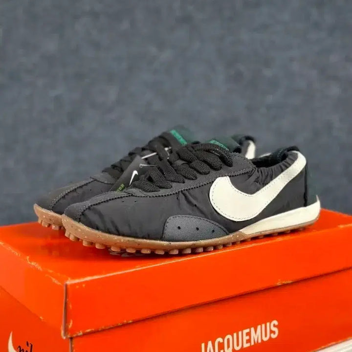 [BUNJANG] Nike Jacquemus Low-Cut Casual Shoes / 나이키 남성용 로우컷 캐주얼화 블랙 사이즈/265