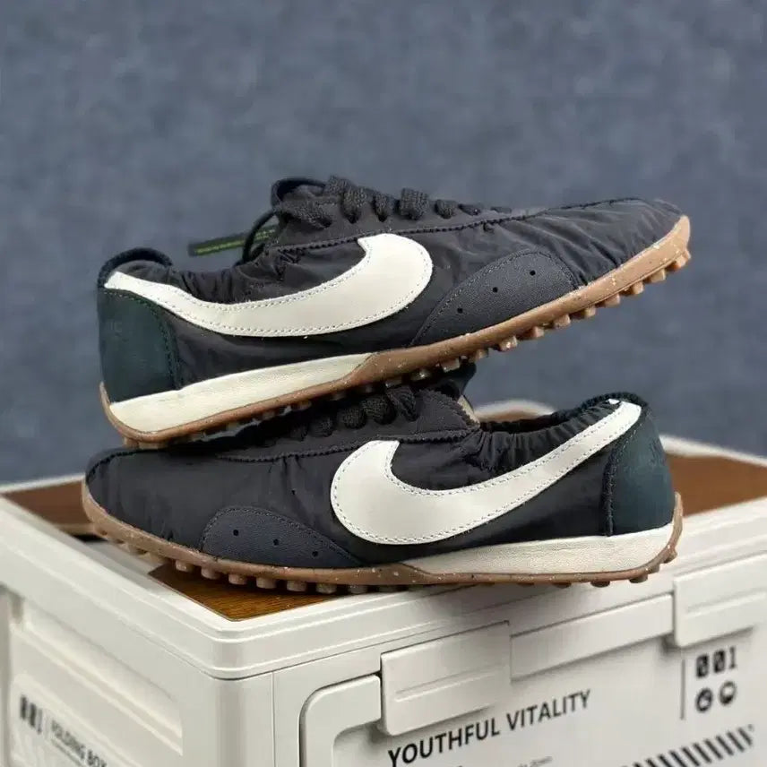 [BUNJANG] Nike Jacquemus Low-Cut Casual Shoes / 나이키 남성용 로우컷 캐주얼화 블랙 사이즈/265