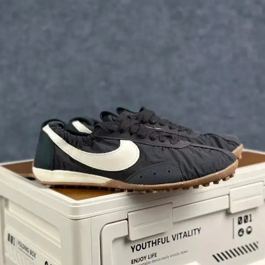 [BUNJANG] Nike Jacquemus Low-Cut Casual Shoes / 나이키 남성용 로우컷 캐주얼화 블랙 사이즈/265
