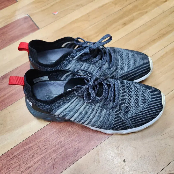 [BUNJANG] Eider Knit Sneakers (Size 270) / 아이더 니트스니커즈270