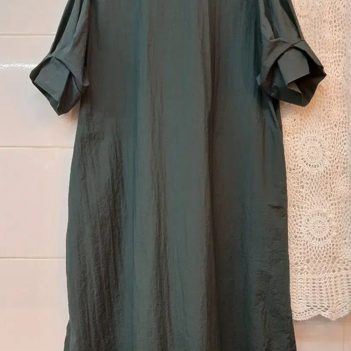 [BUNJANG] Unbranded V-Neck Short Sleeve Long Dress Green M / 카라넥 반팔 롱 원피스 그린 M (55.66)