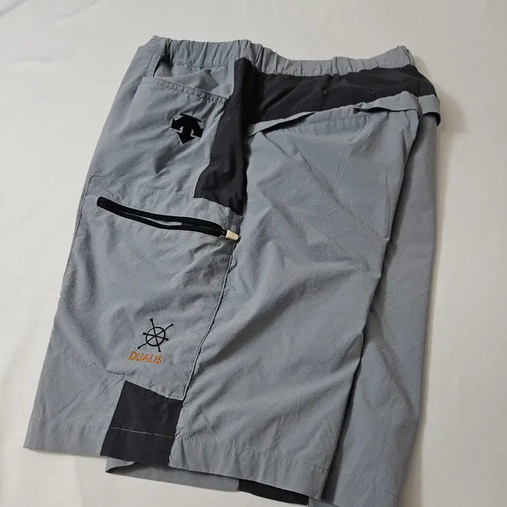 [BUNJANG] Descente Functional Cargo Pocket Shorts (Men&
