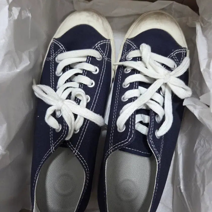 [BUNJANG] MUJI 245 Flat Sneakers / 무지 245 단화 스니커즈 운동화