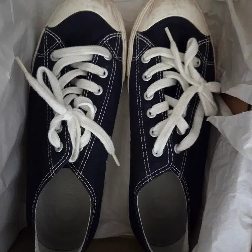 [BUNJANG] MUJI 245 Flat Sneakers / 무지 245 단화 스니커즈 운동화