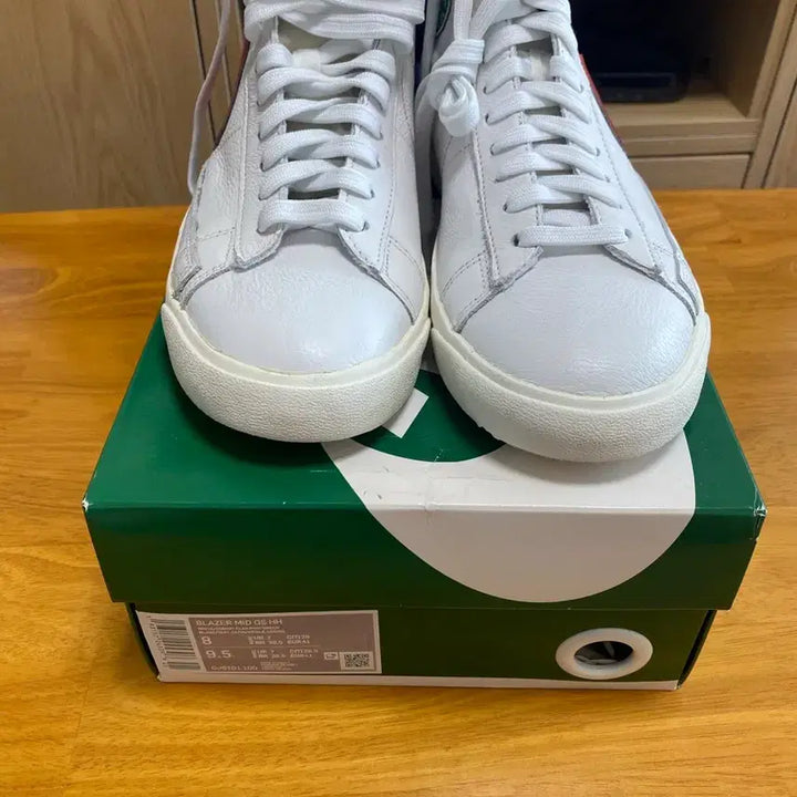 [BUNJANG] Nike x Stranger Things Blazer 260 Sneakers / 나이키 x 기묘한 이야기 블레이져 260 새상품